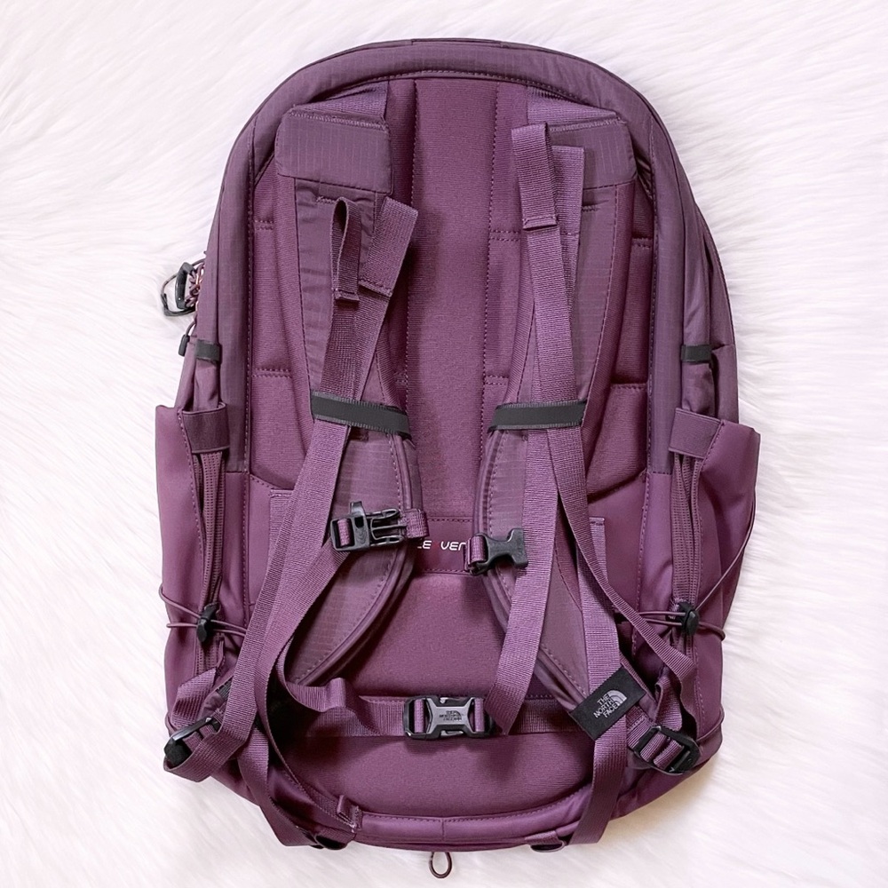 The North Face Women’s Borealis Luxe 27 Liter Backpack - Picture 4 of 9
